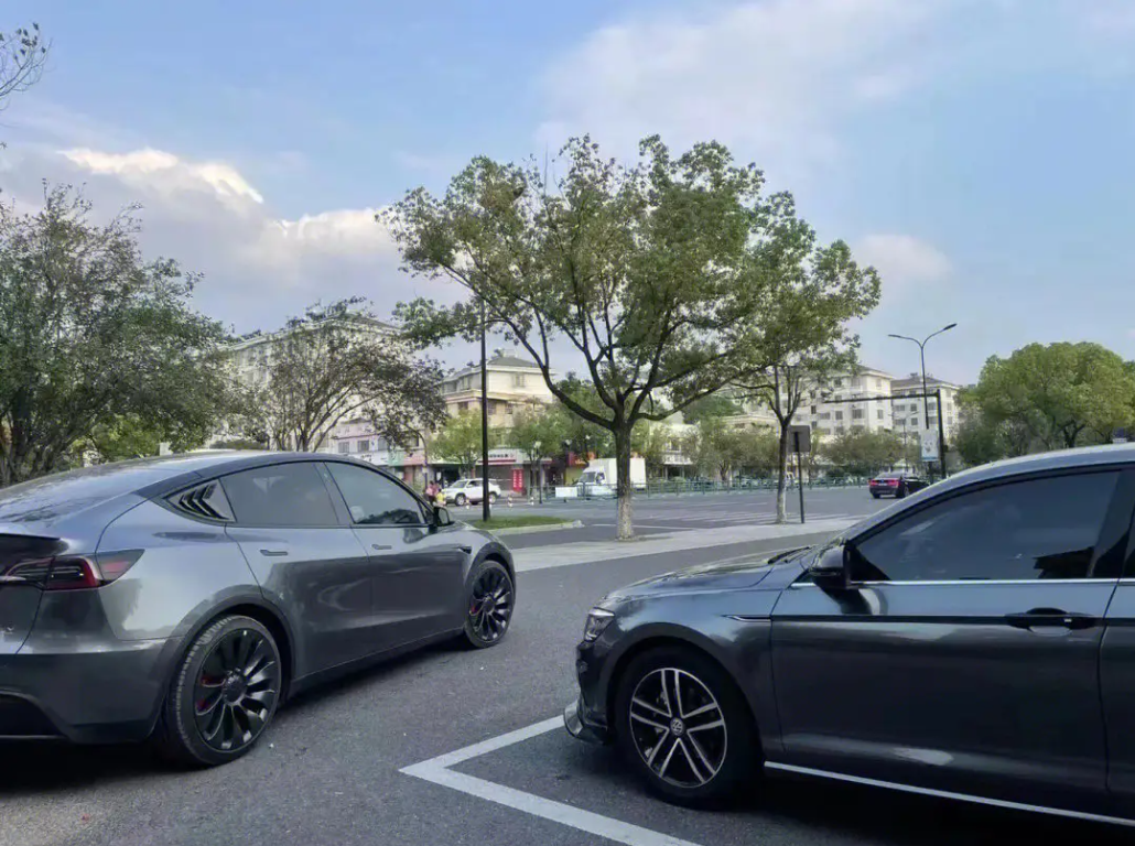 Liquid Gun-Grey Vinyl Car Wrap K-1305 review vgtrfedwsaz