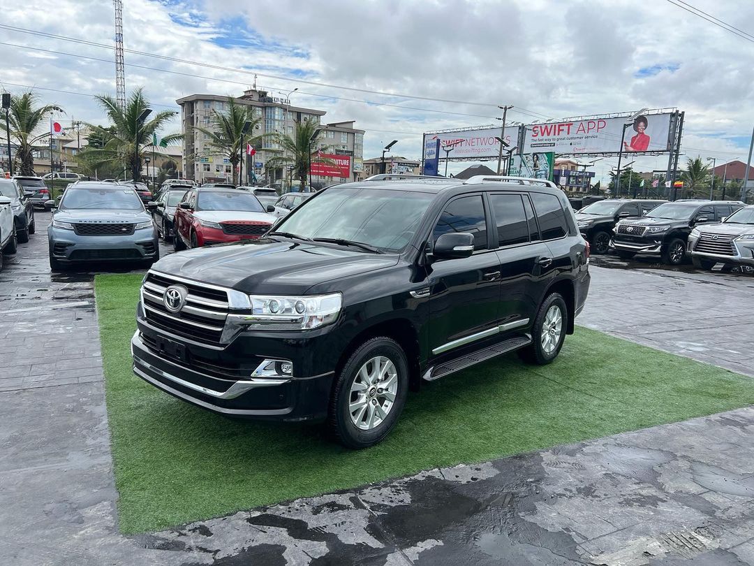 Glossy Metallic Black Vinyl Car Wrap K-1801 review rtgbghn