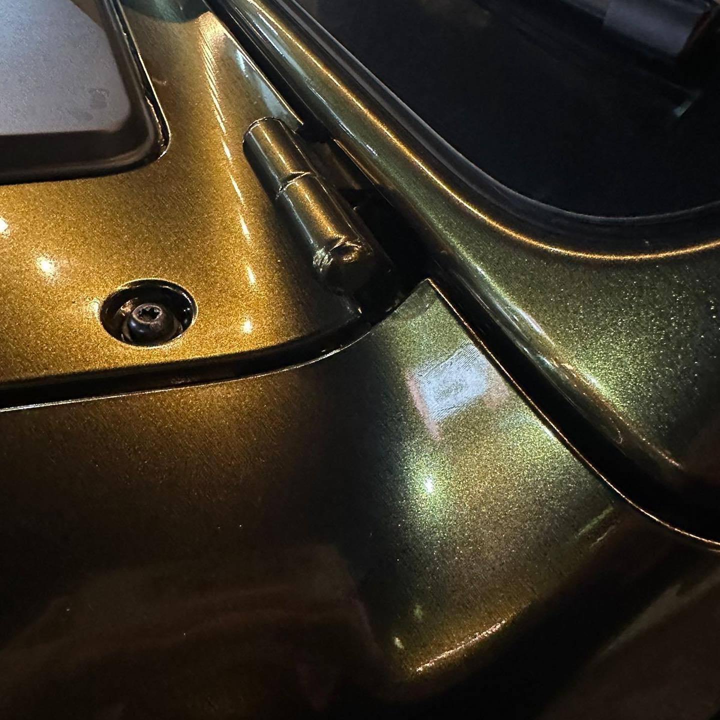 Glossy Ghost Midnight Gold Vinyl Car Wrap K-1504 review wedfrtgbvha 01