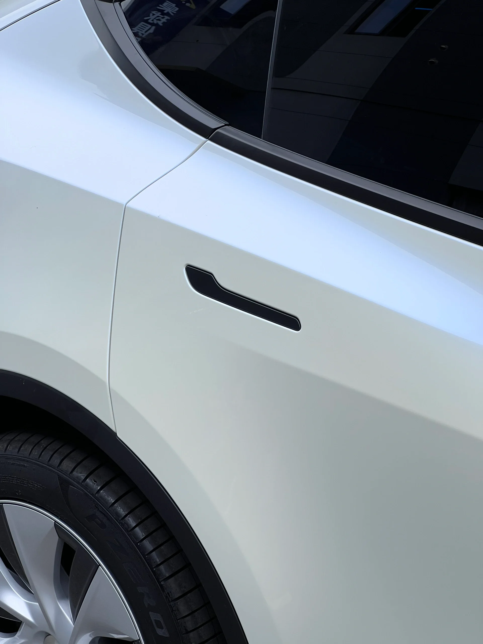 Glossy White To Blue Vinyl Car Wrap K-9304 review yhybbhni 02