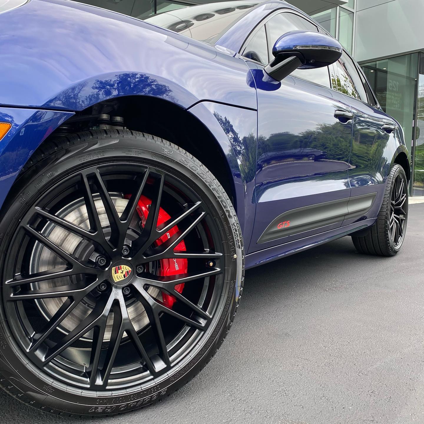 Glossy Gentian Blue Vinyl Car Wrap K-1413 review Trrgfvvi