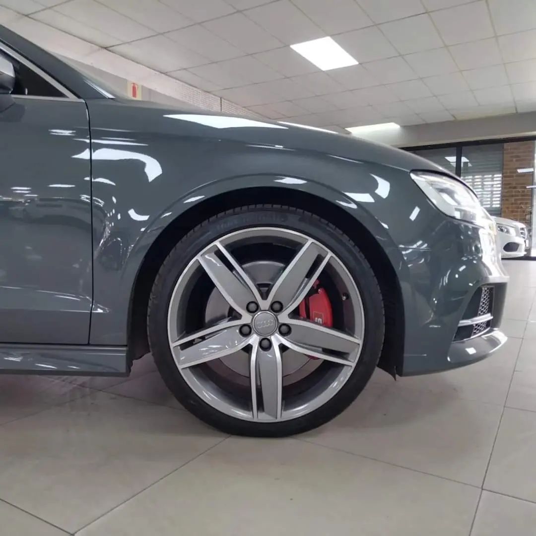 Car Original Color Glossy Nado Grey Vinyl Car Wrap For Audi RS review Dedwddcn