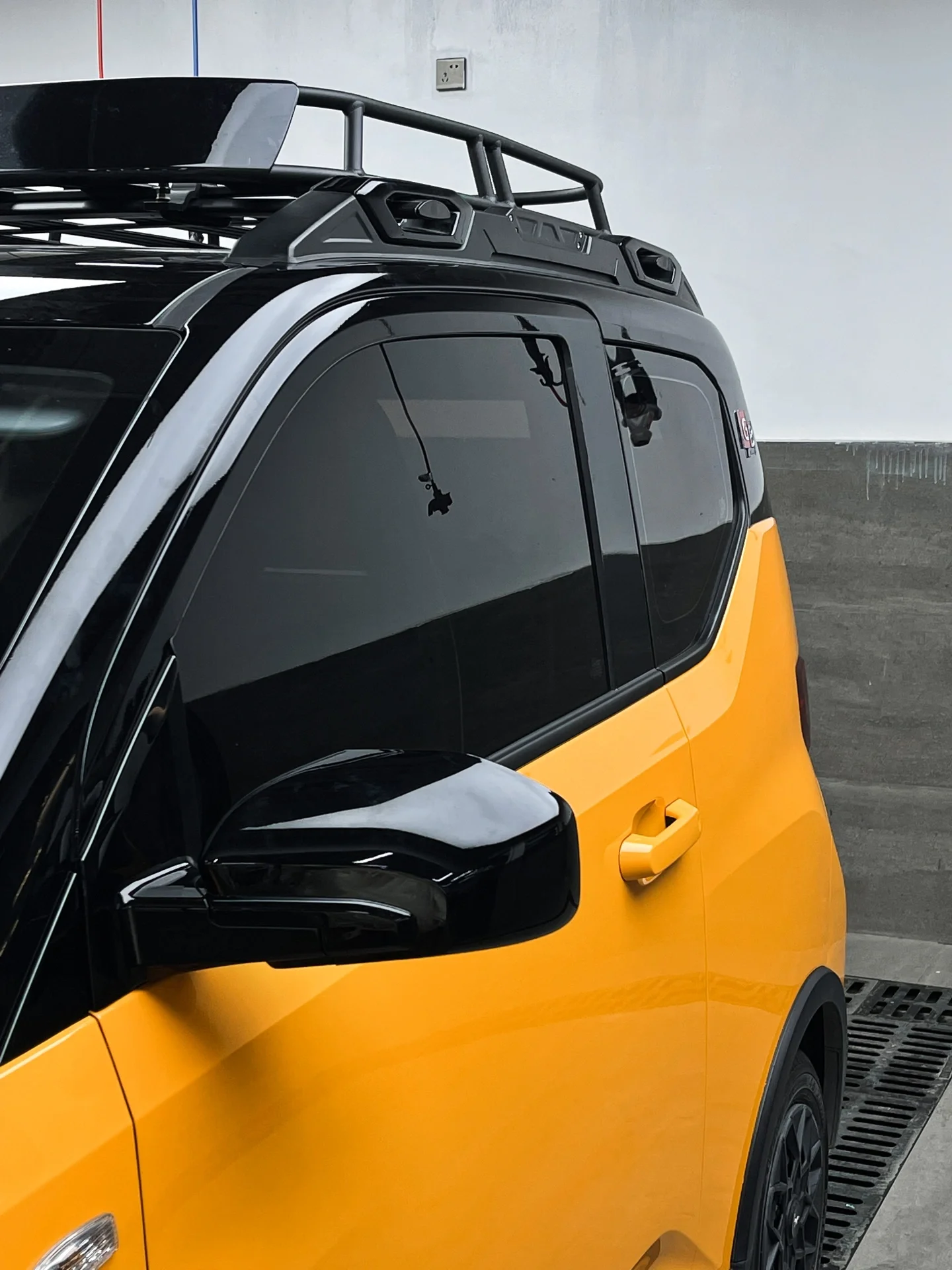 Glossy McLaren Orange Vinyl Car Wrap K-1113 review Alexander Ivanov 02