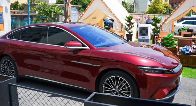 Glossy Liquid Dragon Red Vinyl Car Wrap K-1307 review Qoo Eee