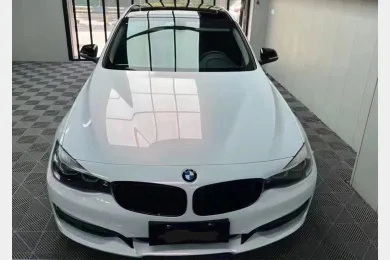 Glossy White to Red Vinyl Car Wrap K-9302 | BMW