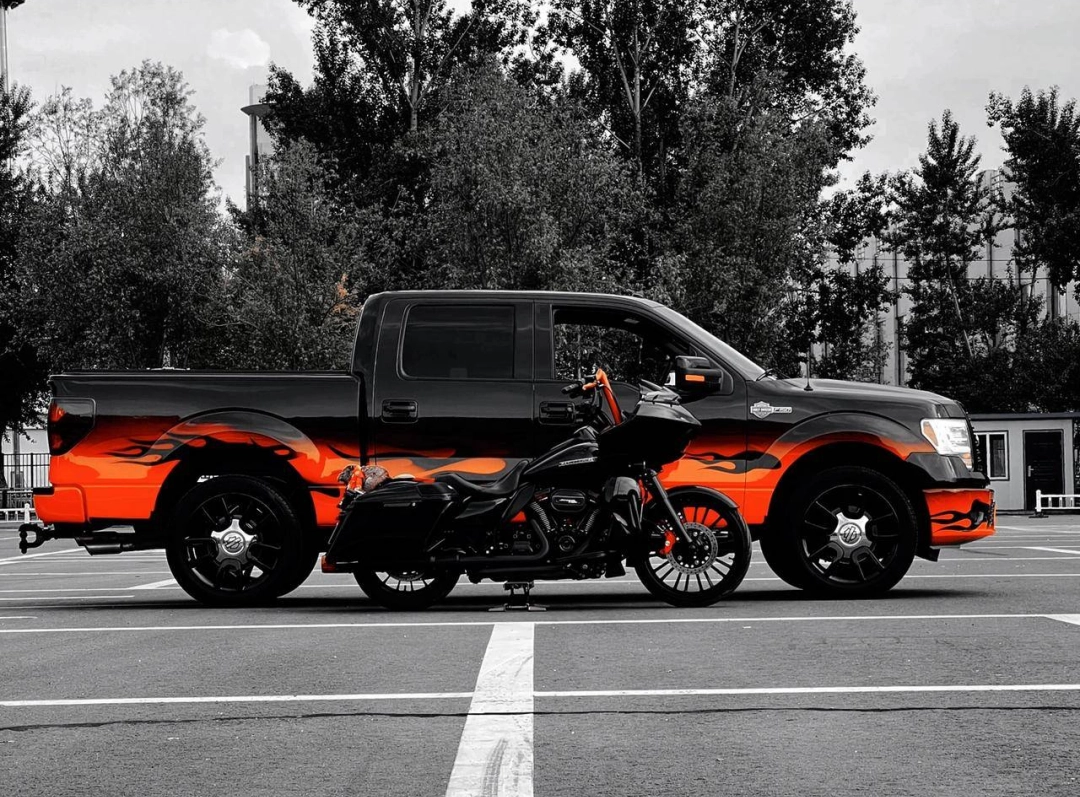 Ford F150 Raptor | Custom Series Car Wrap