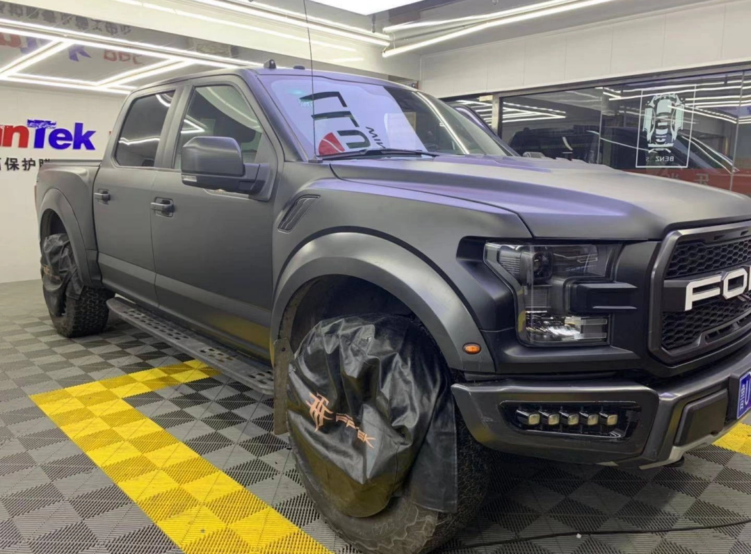 Ford Raptor |  Matte Black