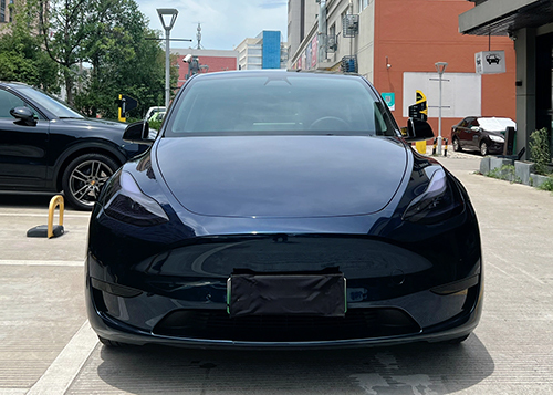 Tesla Y |  Ghost Midnight Blue