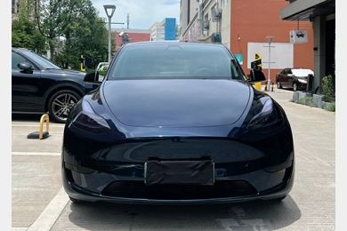 Tesla Y |  Ghost Midnight Blue
