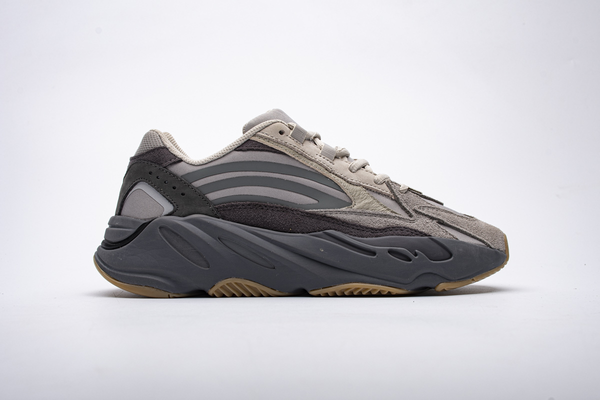 LJR Yeezy Boost 700 V2 Tephra,FU7914