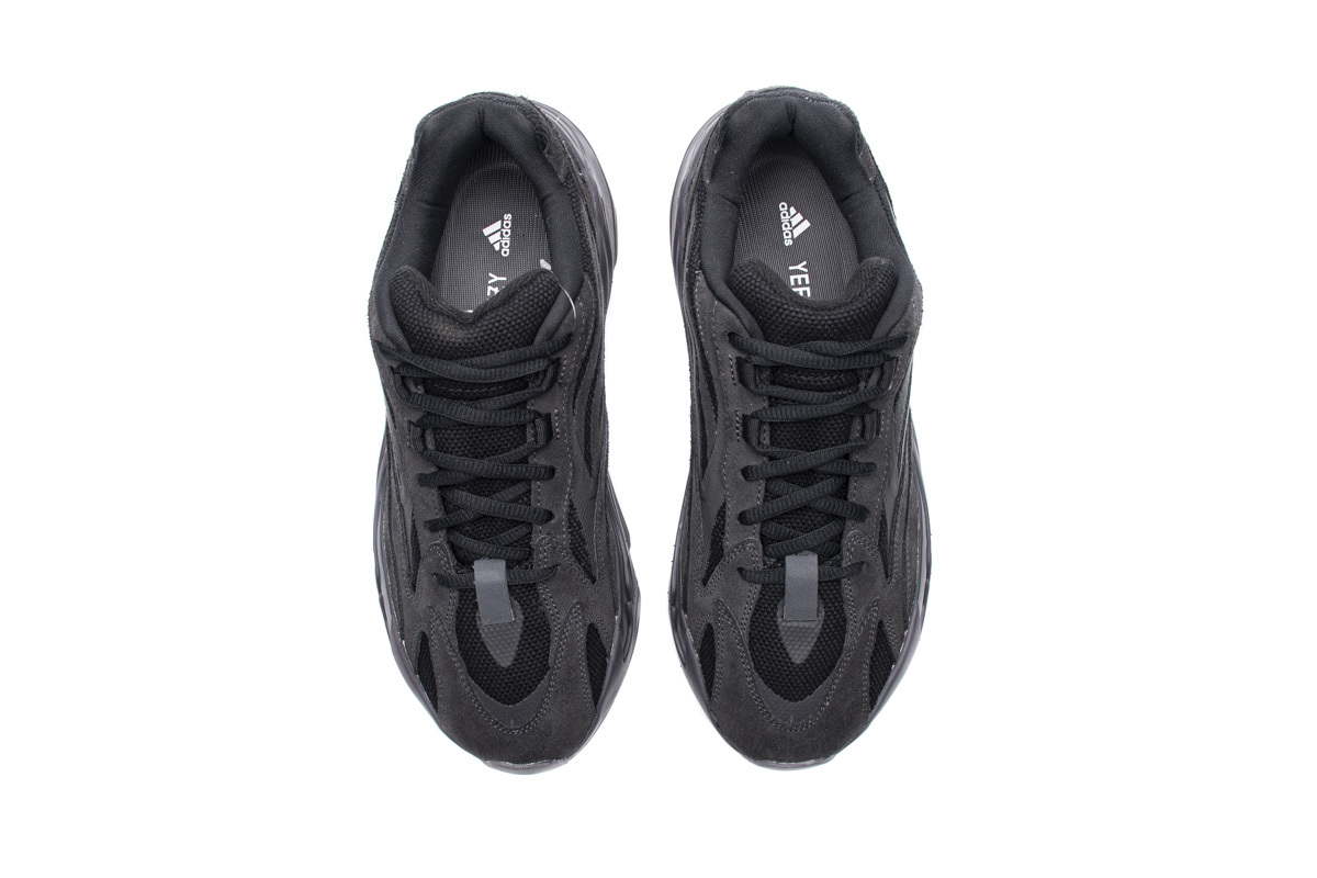 LJR Yeezy Boost 700 V2 Vanta, FU6684