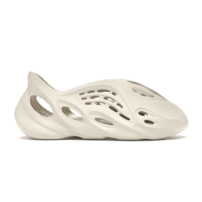 LJR Yeezy Foam RNNR Ararat, G55486 01