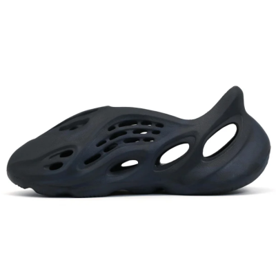 LJR Yeezy Foam RNNR Mineral Blue, GV7903 01