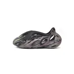LJR Yeezy Foam RNR MX Carbon,IG9562