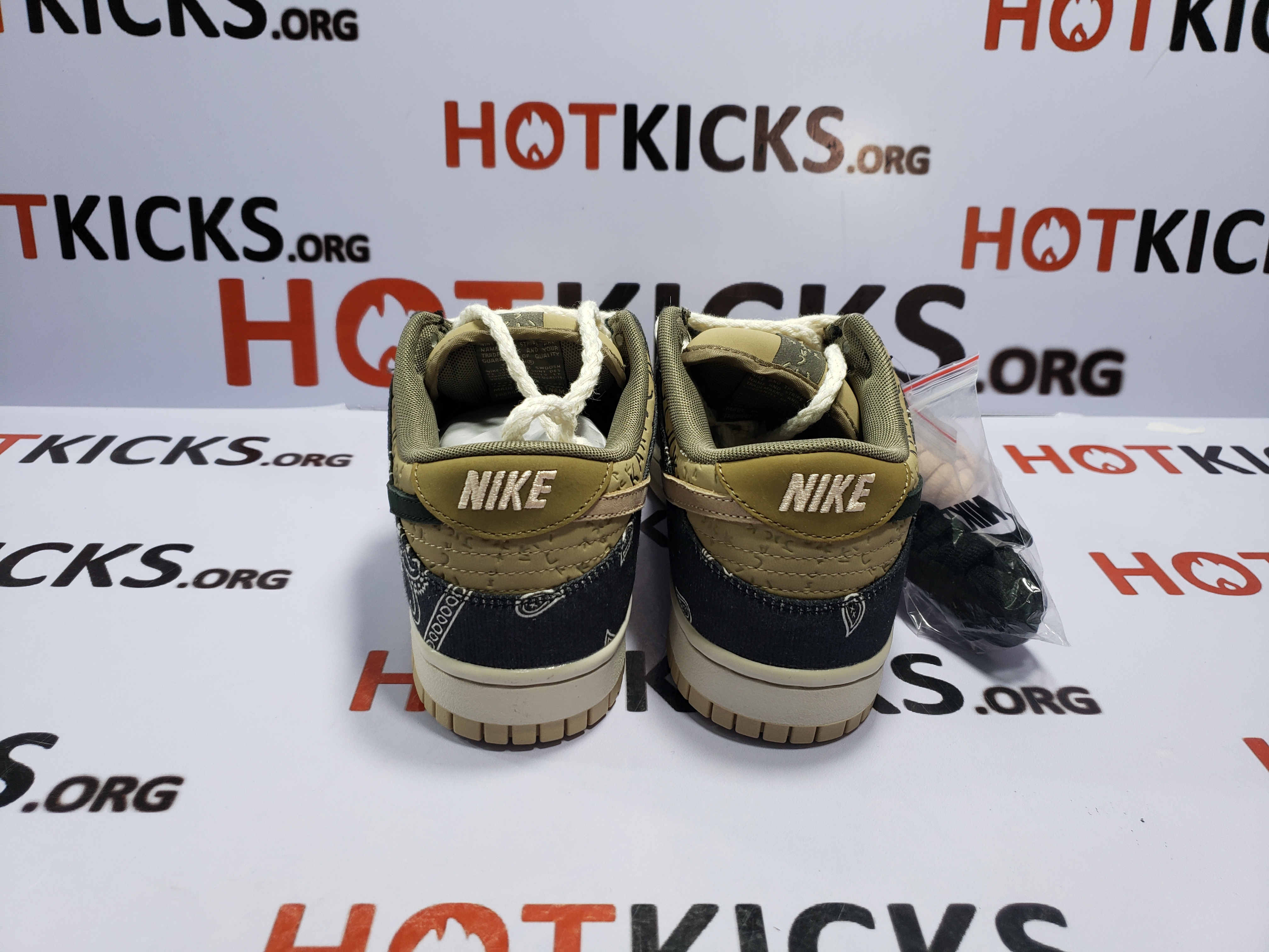 OG Dunk SB Low Travis Scott , CT5053-001