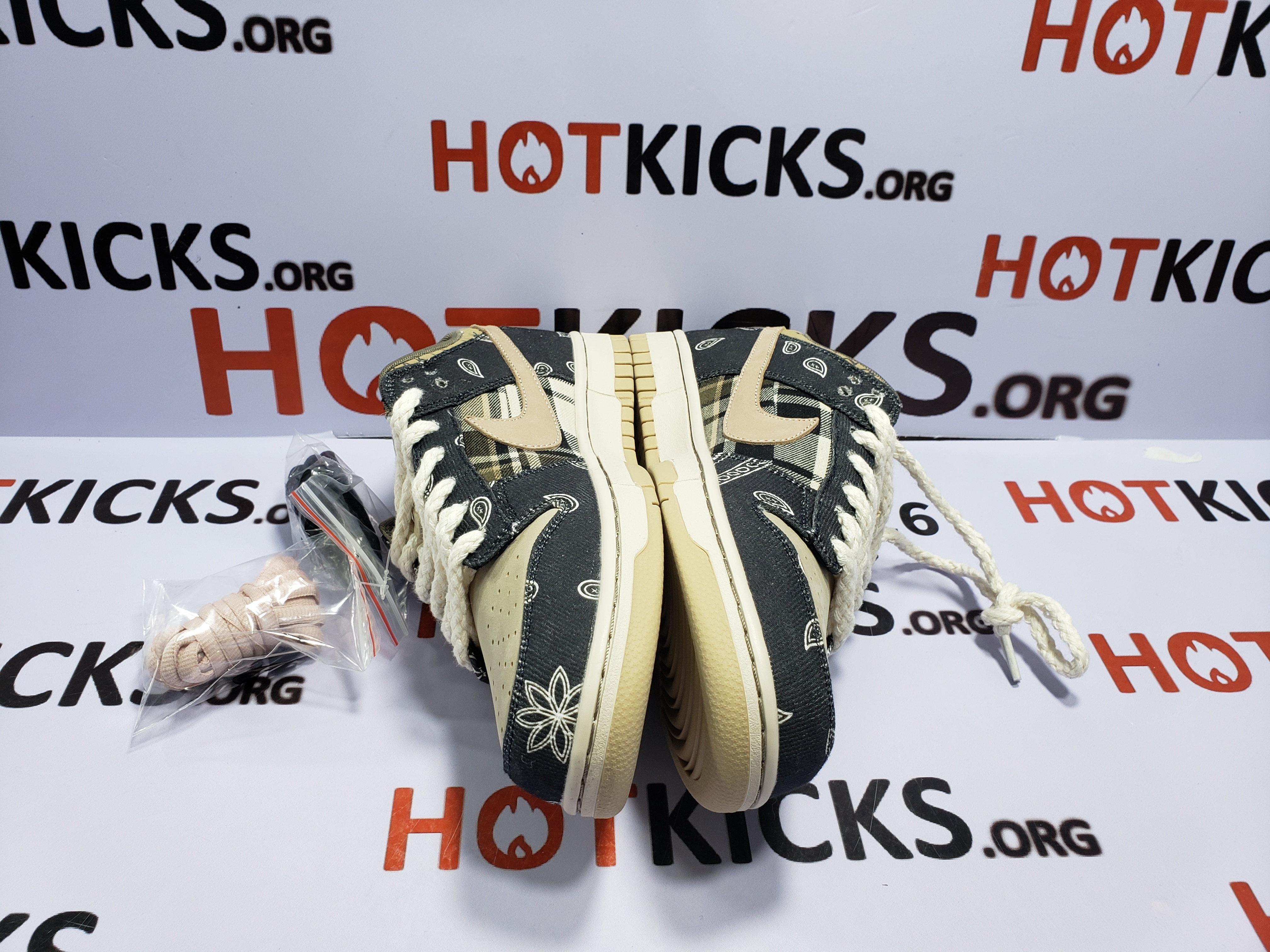 OG Dunk SB Low Travis Scott , CT5053-001