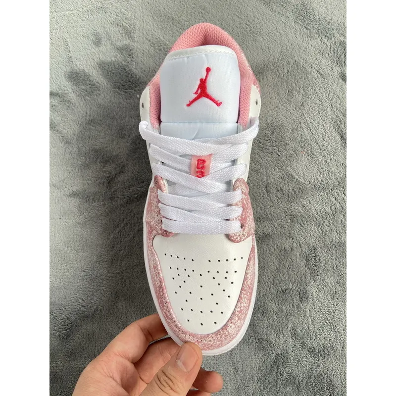 OG Jordan 1 Low Paint Drip (GS), CW7104-601