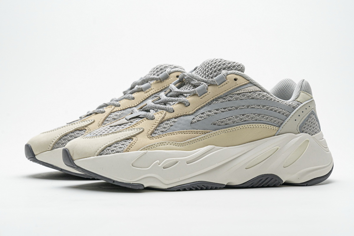 OG Yeezy Boost 700 V2 Cream, GY7924
