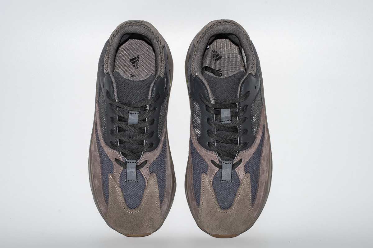 OG Yeezy Boost 700 V2 Inertia, EE9614
