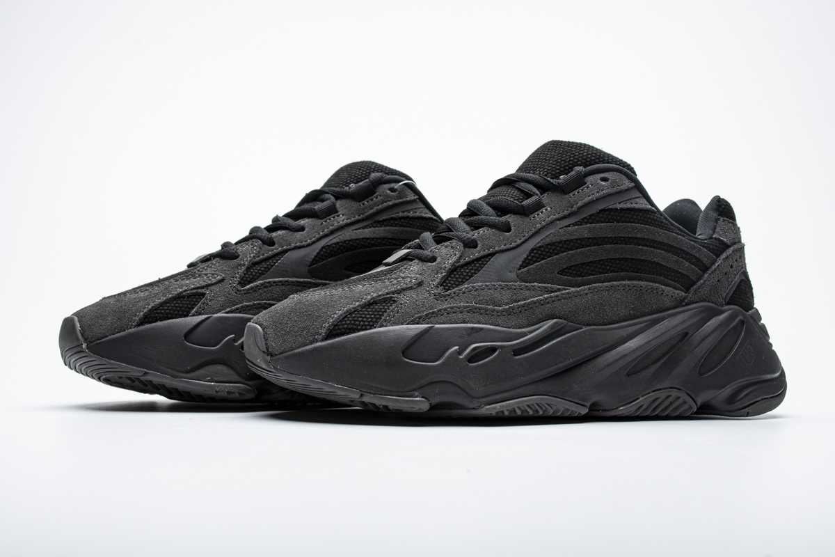 OG Yeezy Boost 700 V2 Vanta, FU6684