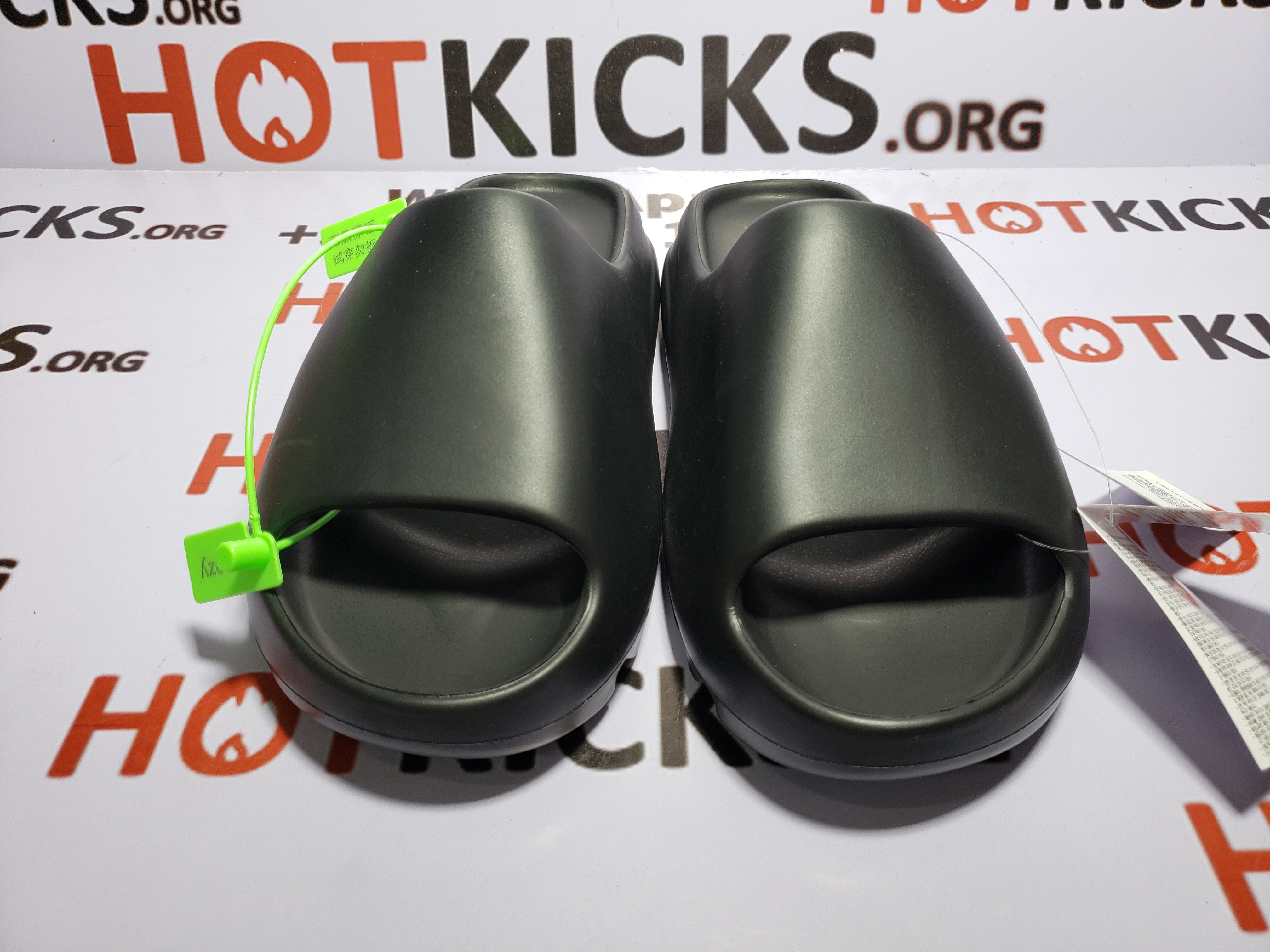 OG Yeezy Slide Black,FX0495