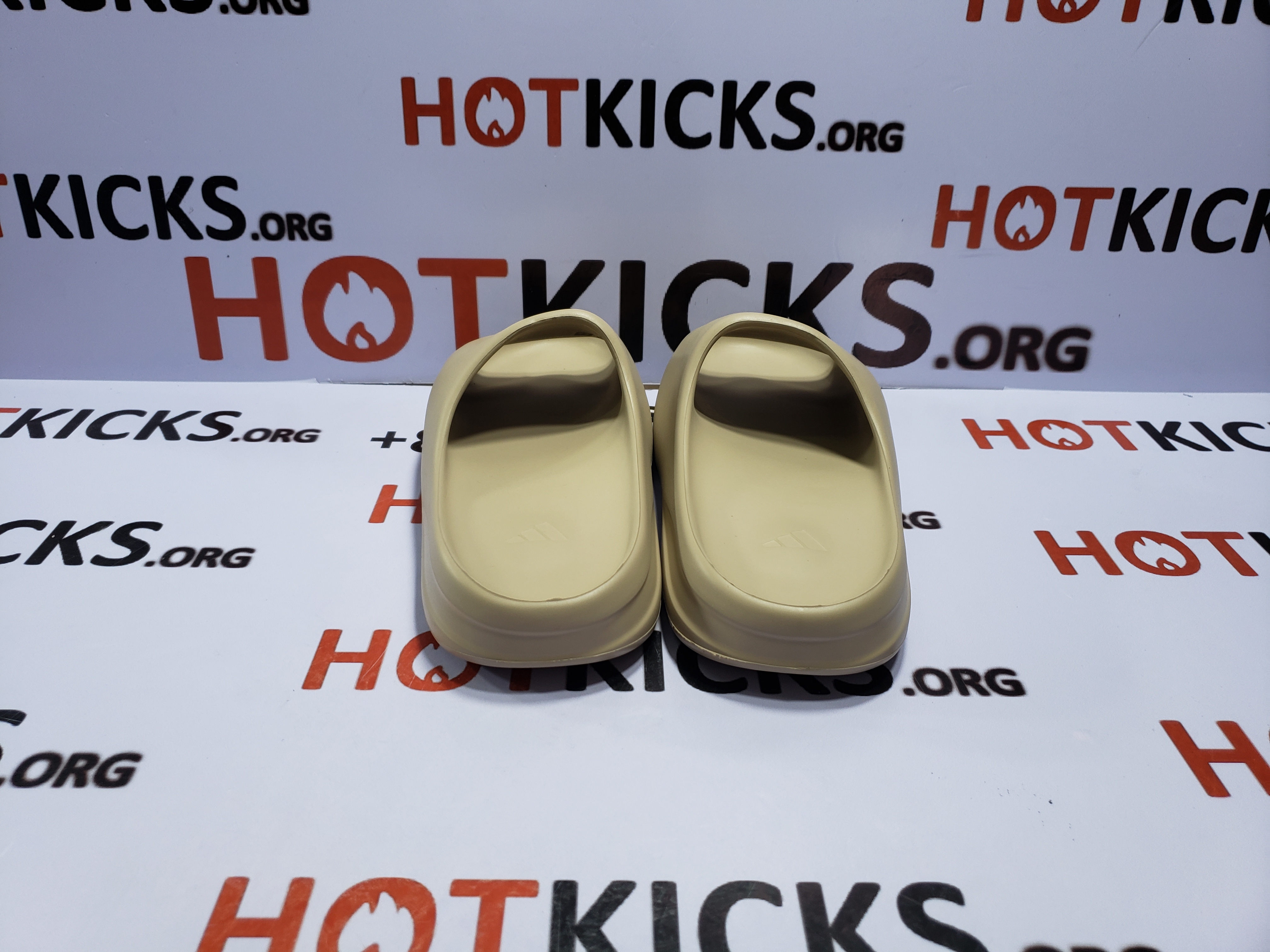 OG Yeezy Slide Pure, GZ5554
