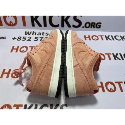 OG Dunk Low Pink Pig  ，CV1655-600 