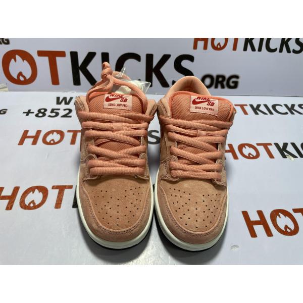 OG Dunk Low Pink Pig  ，CV1655-600 