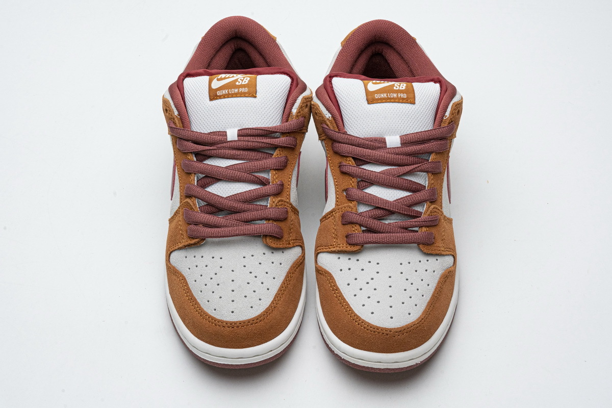 OG Dunk SB Low Pro Dark Russet Cedar  ， BQ6817-202