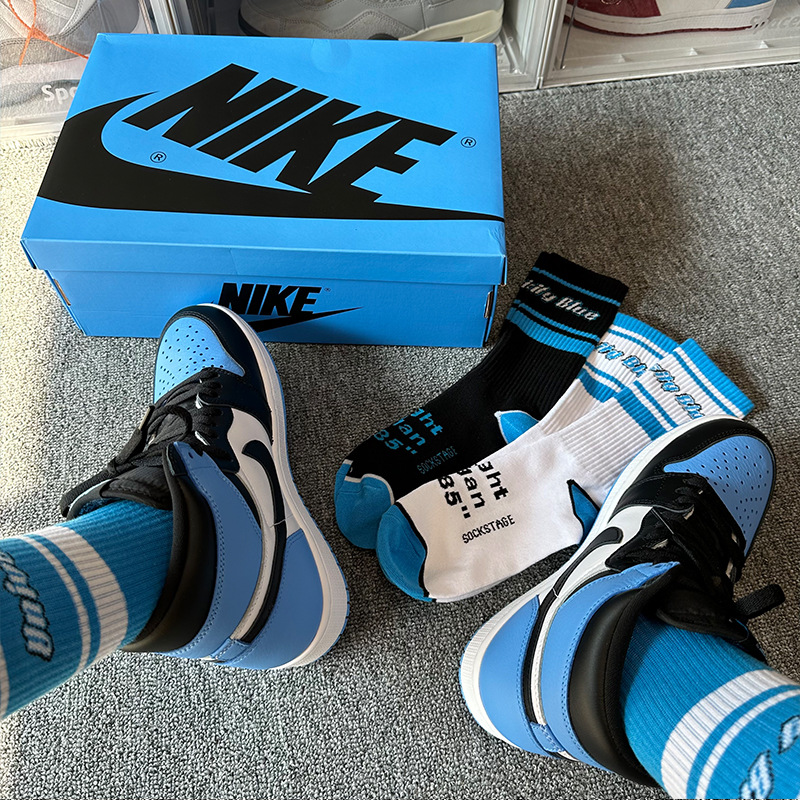 Socks x