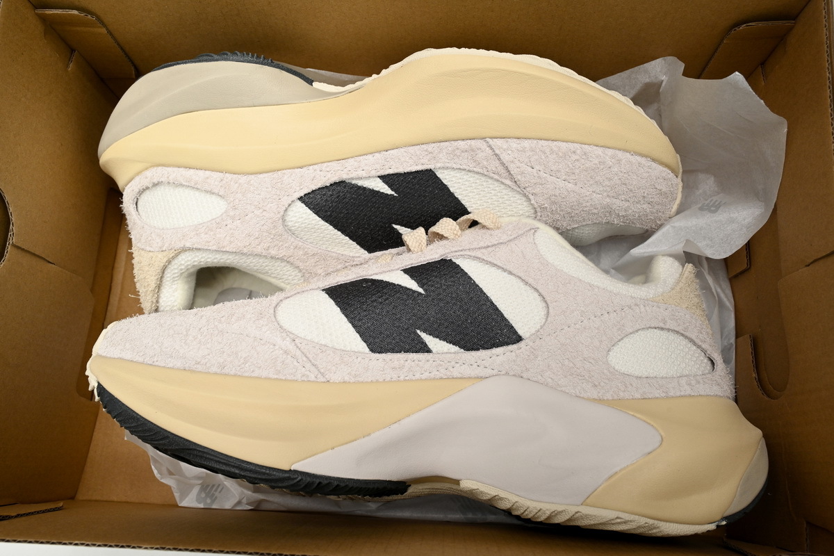 OG UWRPDMOB AURALEE x New Balance Warped Runner