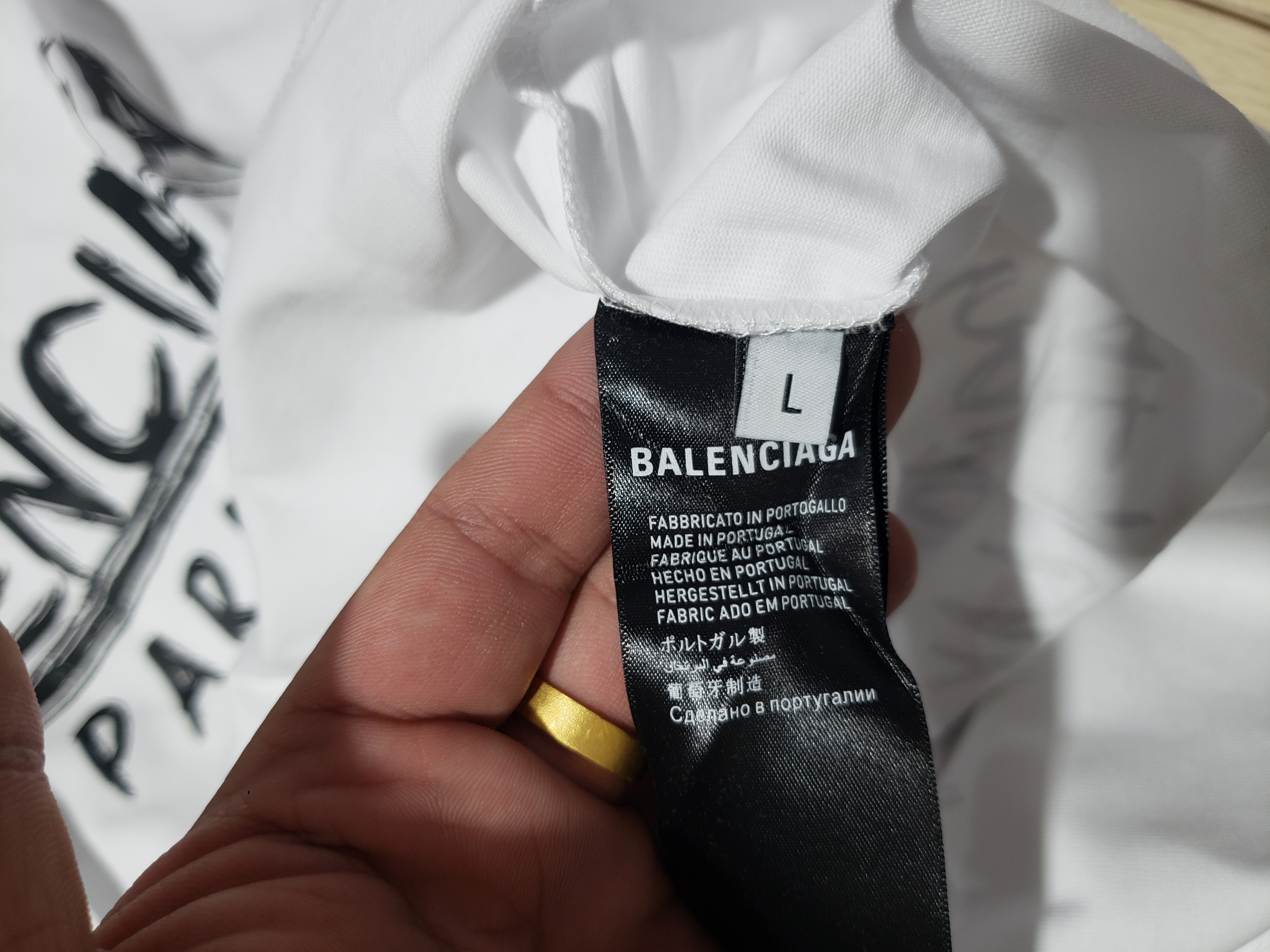 Balenciaga KT2357 T-shirt