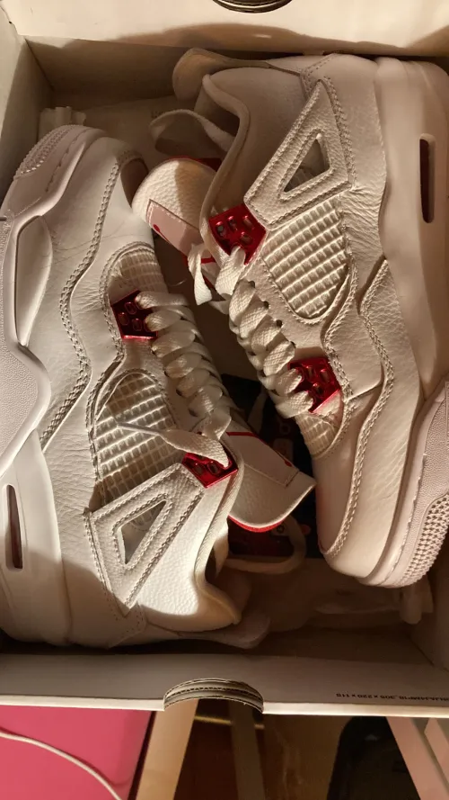 LJR Jordan 4 Retro Metallic Red, CT8527-112 review 