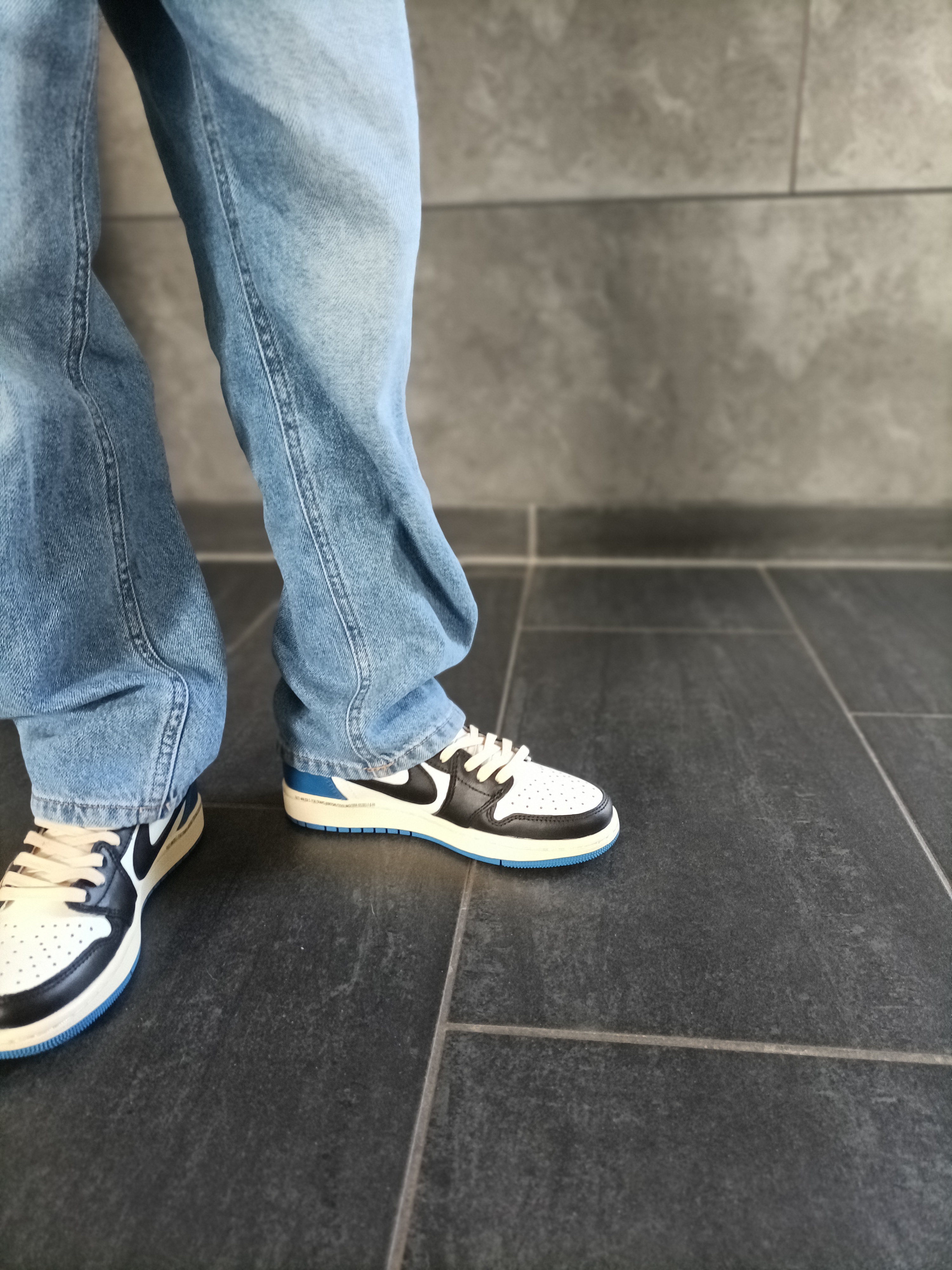 LJR Jordan 1 Low OG SP fragment design x Travis Scott, DM7866-140 review Daniel 02