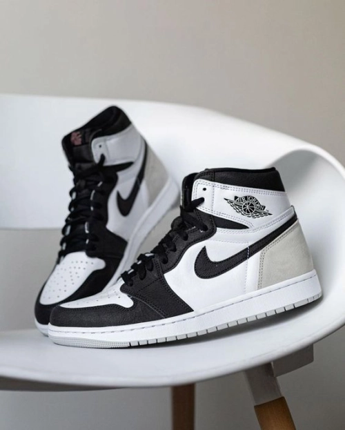 Release Air Jordan 1 Retro High OG
