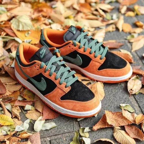 HOTKICKS OG Dunk SB Low Ceramic (2020)