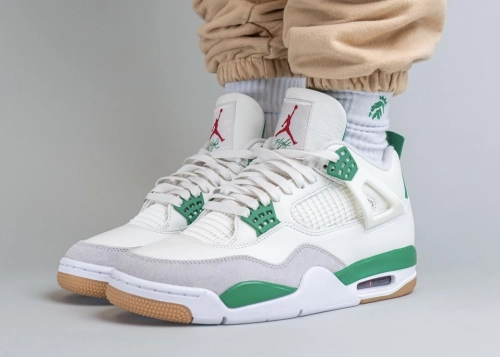 Release New | Jordan 4 Retro SB Pine Green