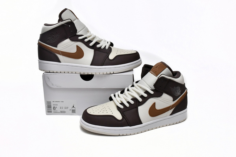 Air Jordan 1 Mid SE Brown Basalt Oatmeal (Women