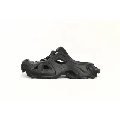  BALENCIAGA Black   01