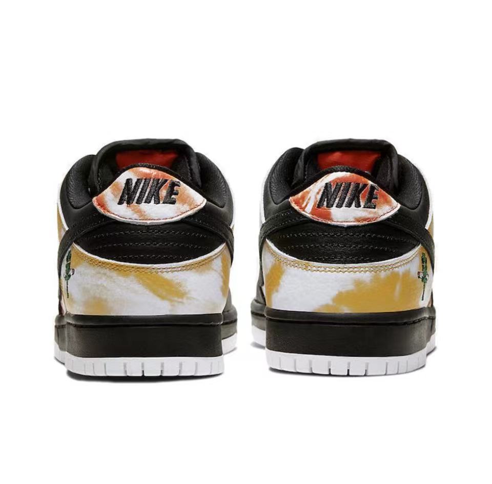 Nike SB Dunk Low Raygun Tie-Dye Black BQ6832-001
