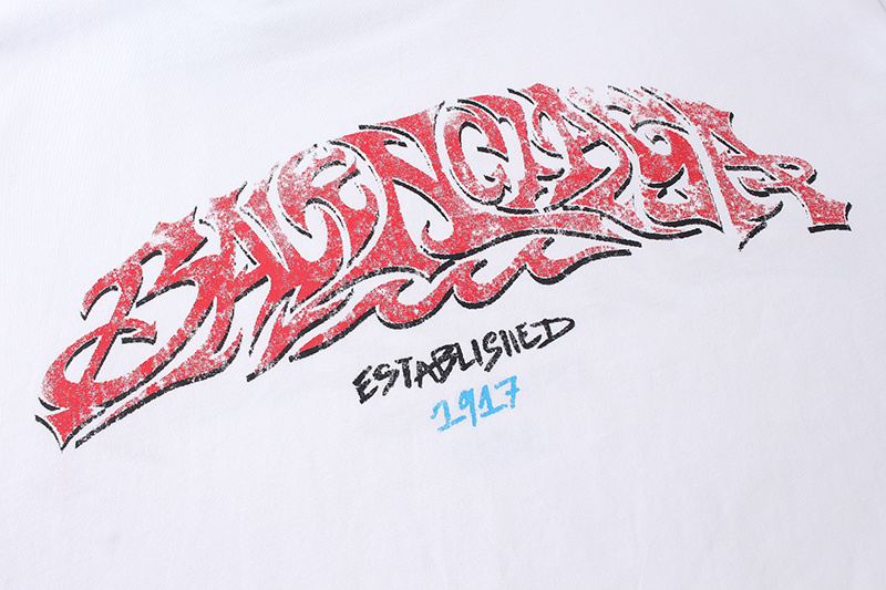   Balenciaga  T-shirt KT2358