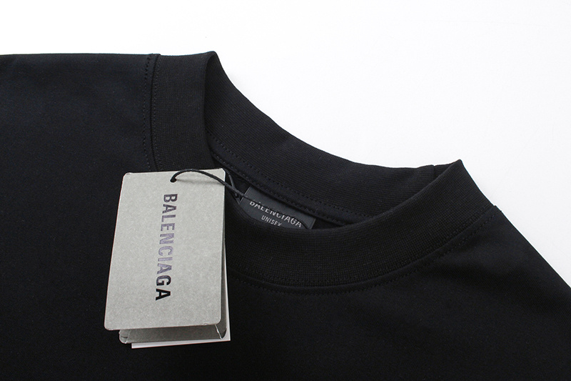   Balenciaga  T-shirt KT2399