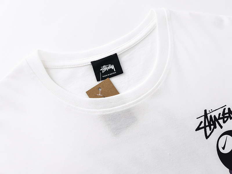 Stussy  T-shirt XB886