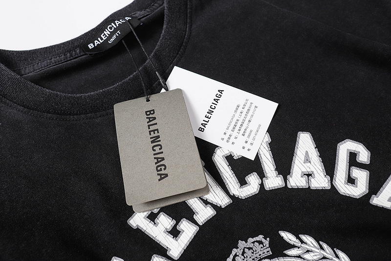  Balenciaga  T-shirt  KT2326