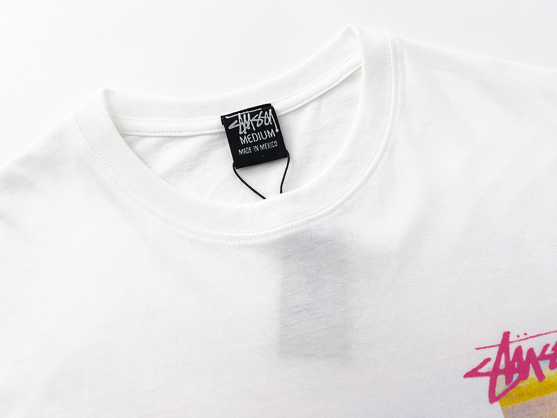 Stussy  T-shirt XB926