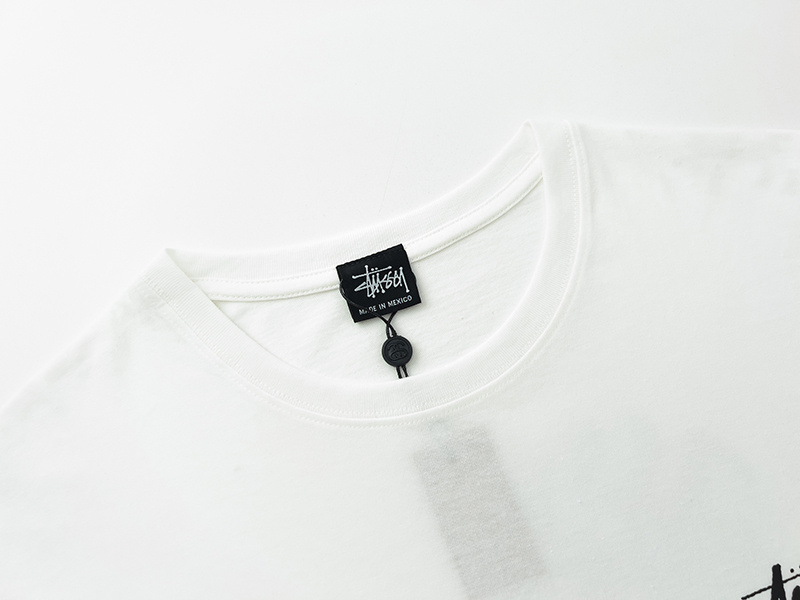 Stussy  T-shirt XB956