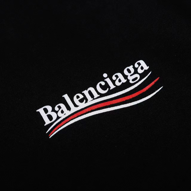 Balenciaga  T-shirt  KT2301