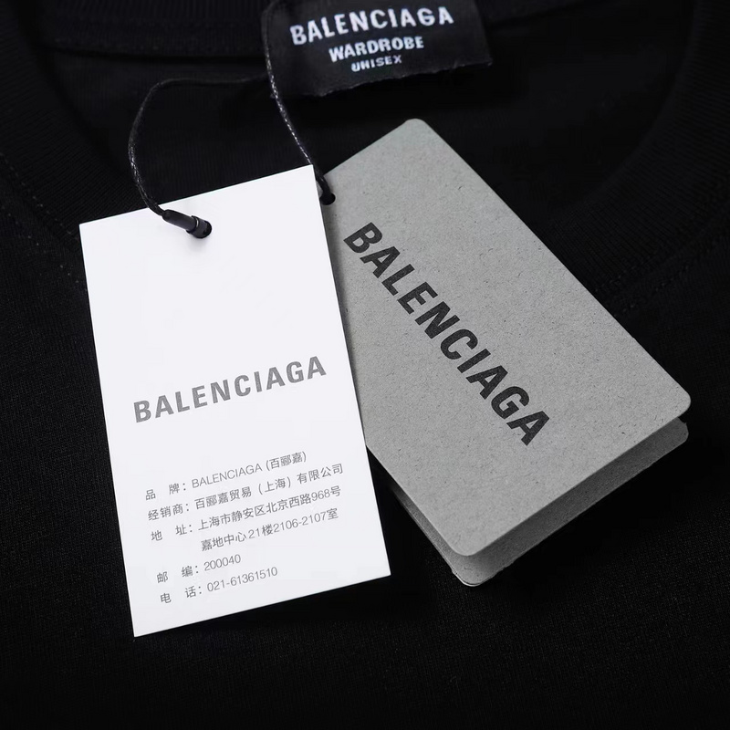 Balenciaga  T-shirt  KT2301
