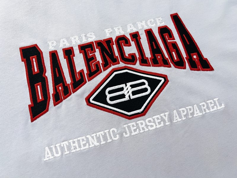 Balenciaga  T-shirt  KT2338