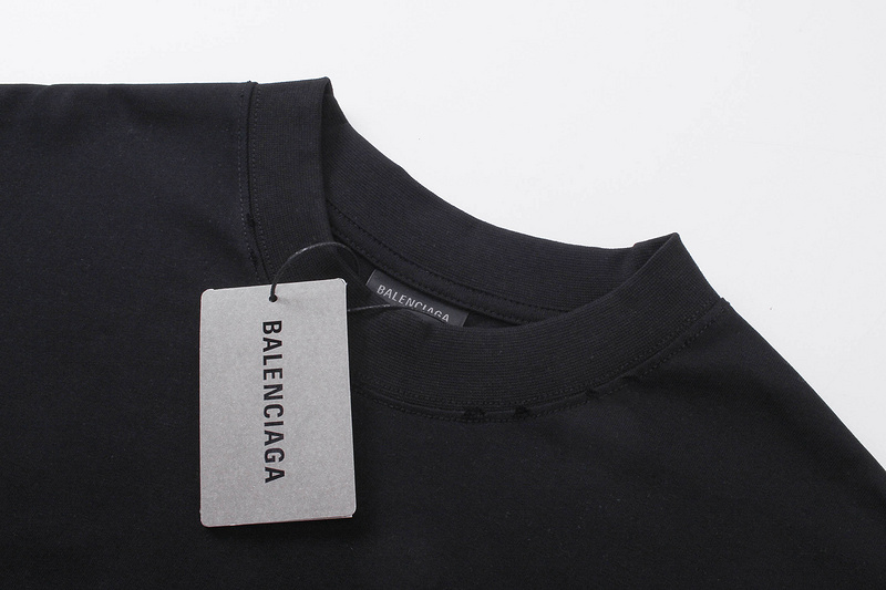 Balenciaga  T-shirt KT2388